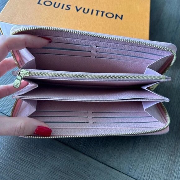 Authentic Louis Vuitton Wallet - Picture 8 of 8